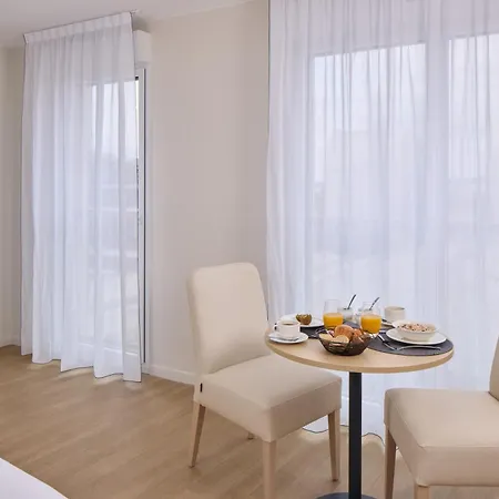 Apartahotel Zenitude Hôtel Résidences Bordeaux Saint-Jean Burdeos
